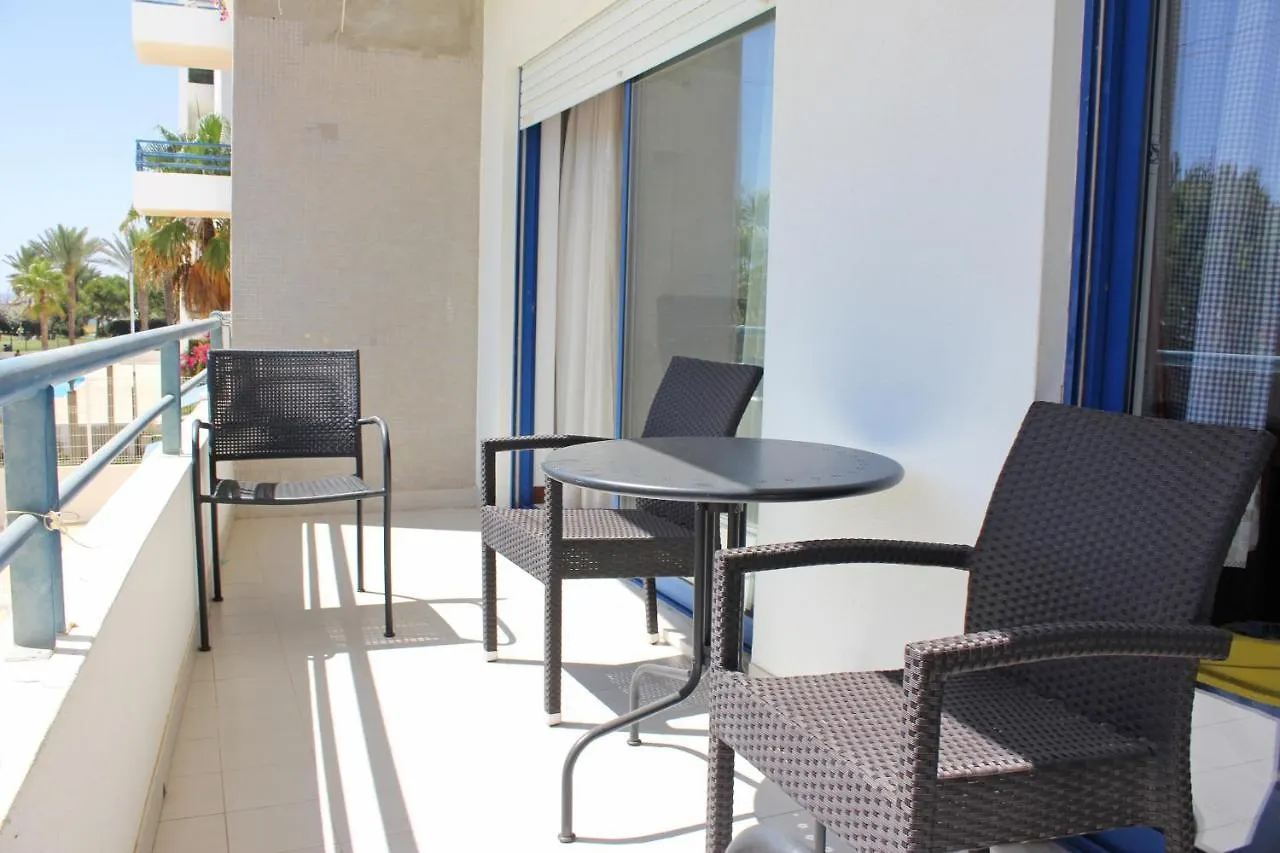 Oceanides Beach House - T2 Quarteira Portugal