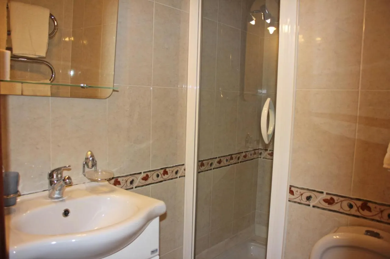 Oceanides Beach House - T2 Quarteira Apartment