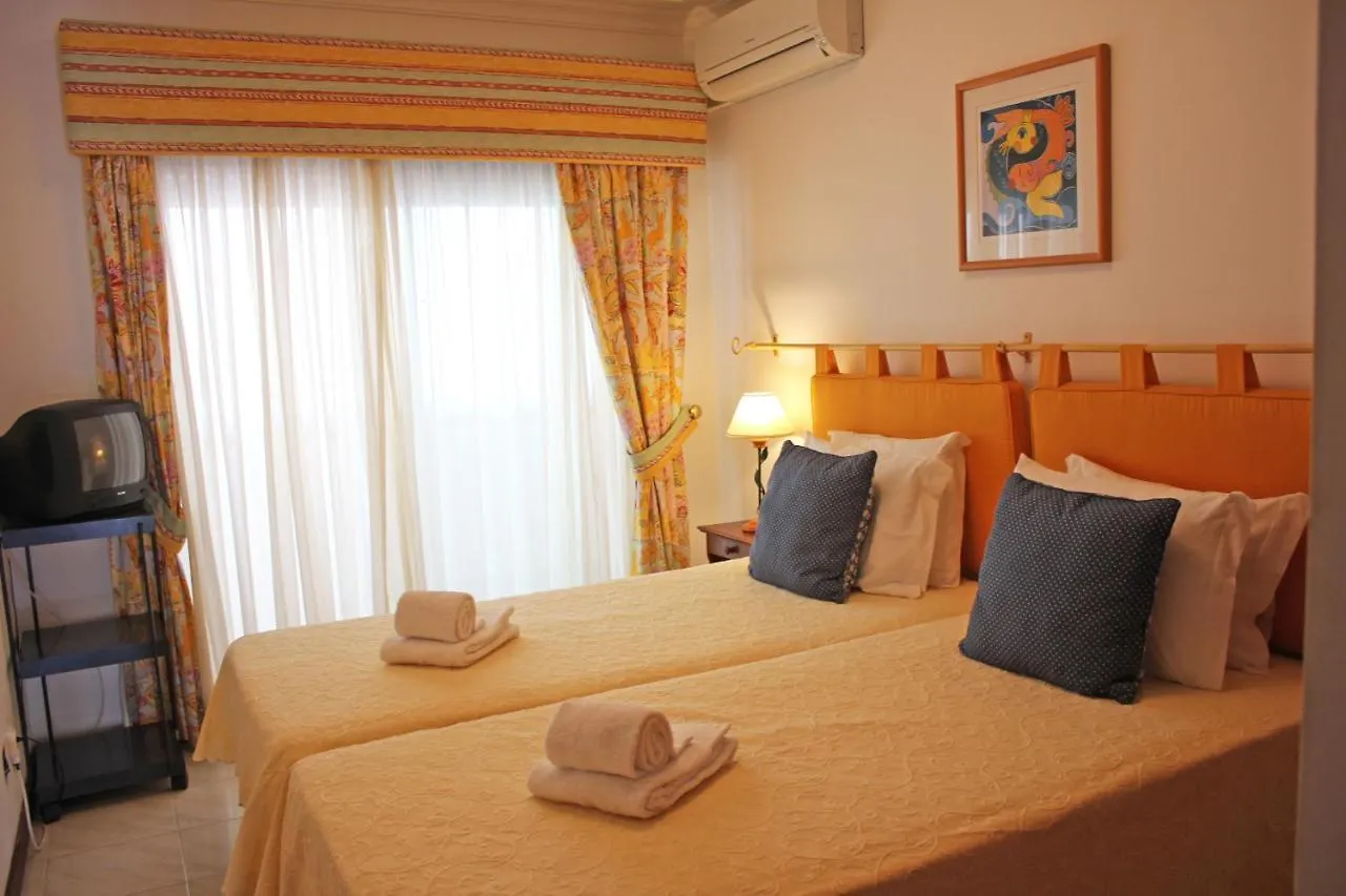 Apartment Oceanides Beach House - T2 Quarteira Portugal